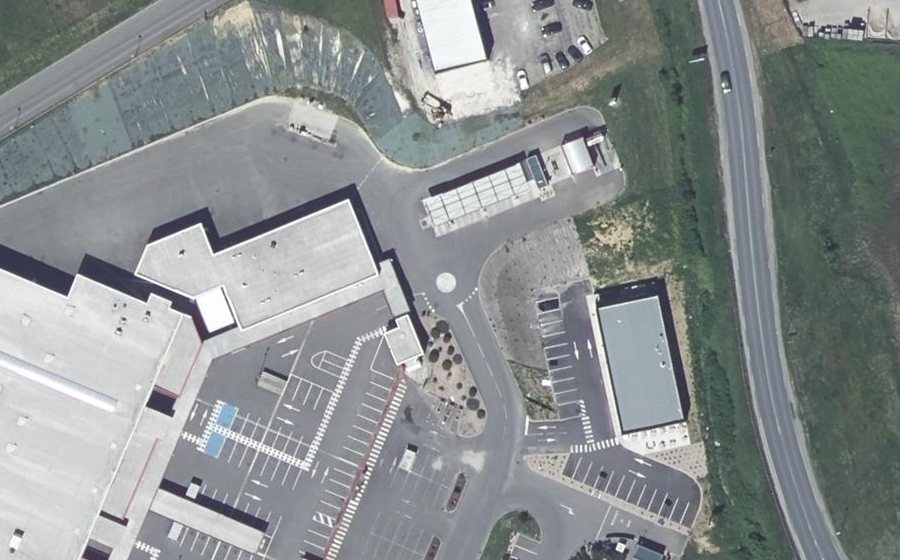Vue aérienne du Mini-giratoire n°6144461219