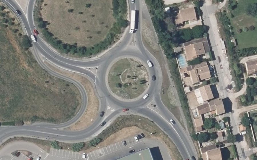 Vue aérienne du Rond-point anonyme n°10614974