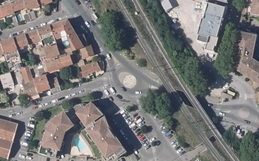 Vue aérienne du Rond-point anonyme n°10619791