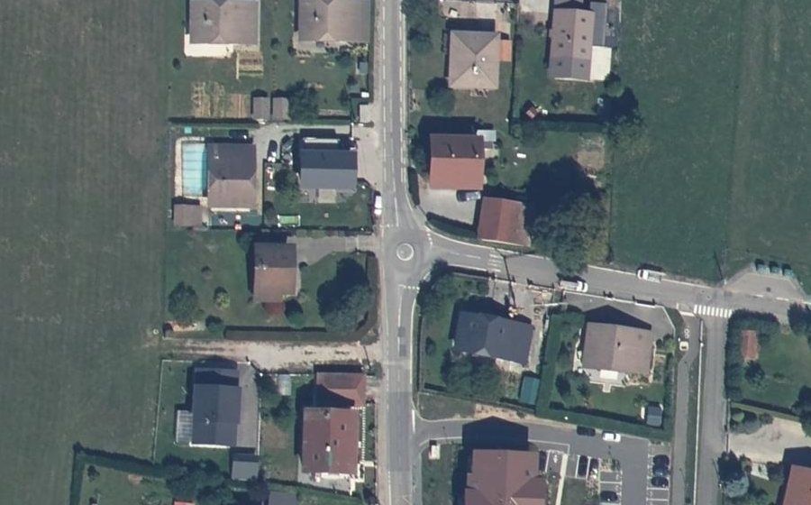 Vue aérienne du Mini-giratoire n°6257522553