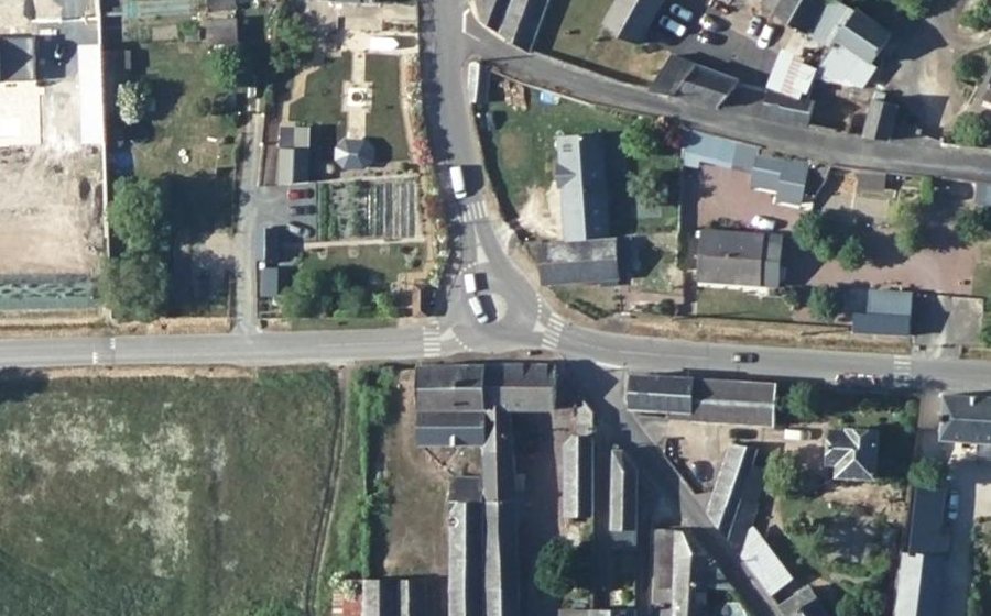 Vue aérienne du Mini-giratoire n°6587974125