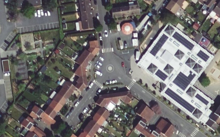 Vue aérienne du Mini-giratoire n°6723415773