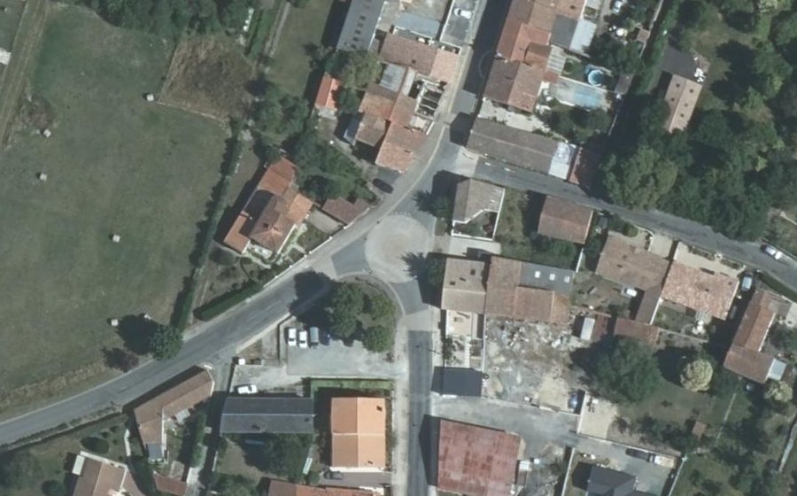 Vue aérienne du Mini-giratoire n°6742421387