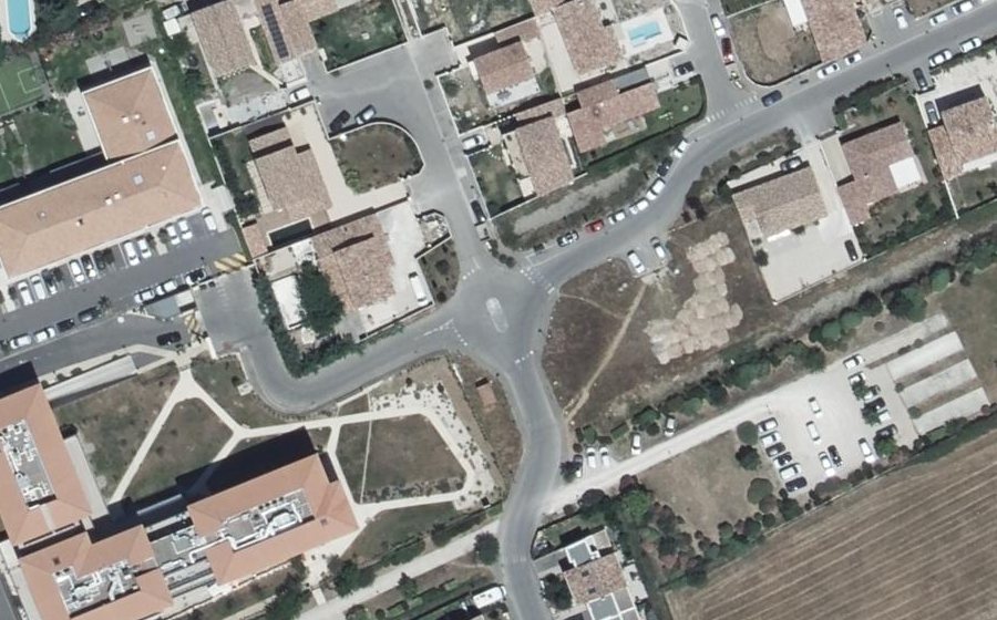 Vue aérienne du Mini-giratoire n°6874924606