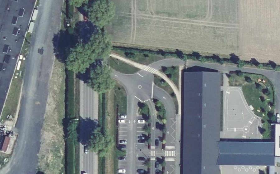 Vue aérienne du Mini-giratoire n°6883754815
