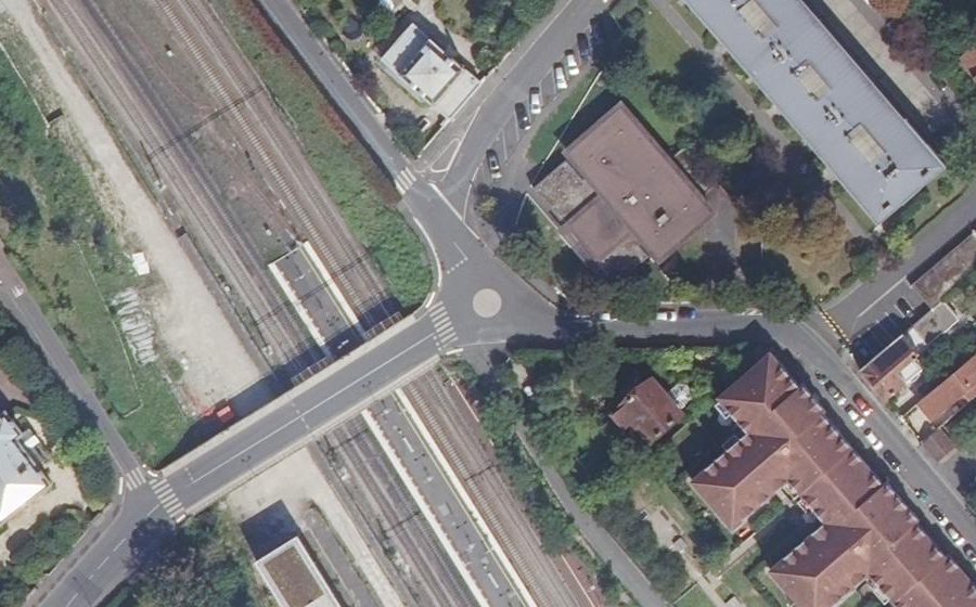 Vue aérienne du Mini-giratoire n°7043898505