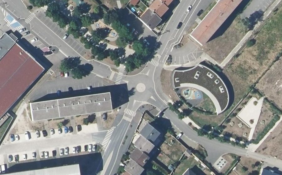 Vue aérienne du Mini-giratoire n°7176367311