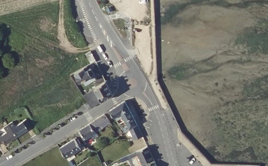 Vue aérienne du Mini-giratoire n°7299826249