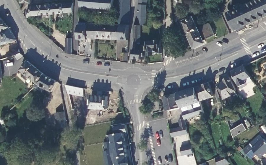 Vue aérienne du Rond-point anonyme n°107300360