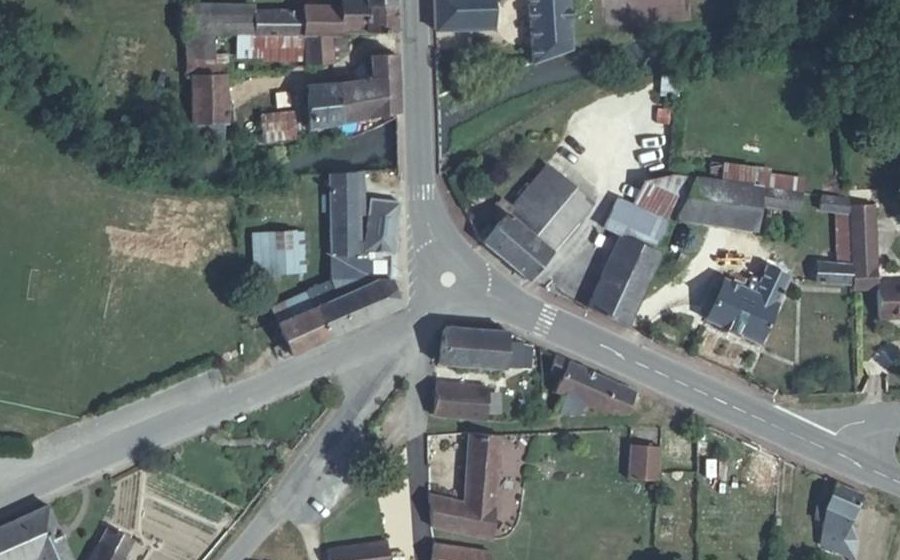 Vue aérienne du Mini-giratoire n°7372465891