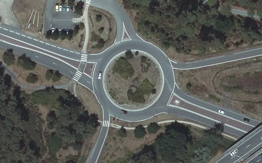 Vue aérienne du Rond-Point des Étangs Chauds