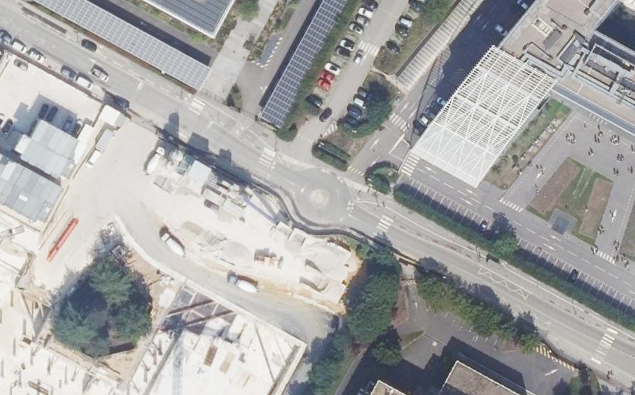 Vue aérienne du Mini-giratoire n°7644421853