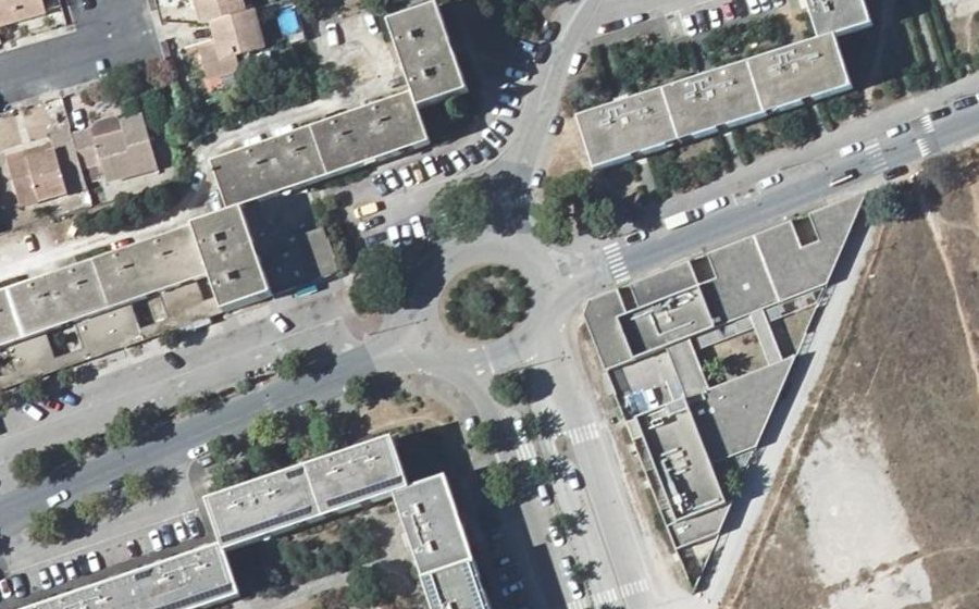 Vue aérienne du Place des Anciens Combattants d'AFN