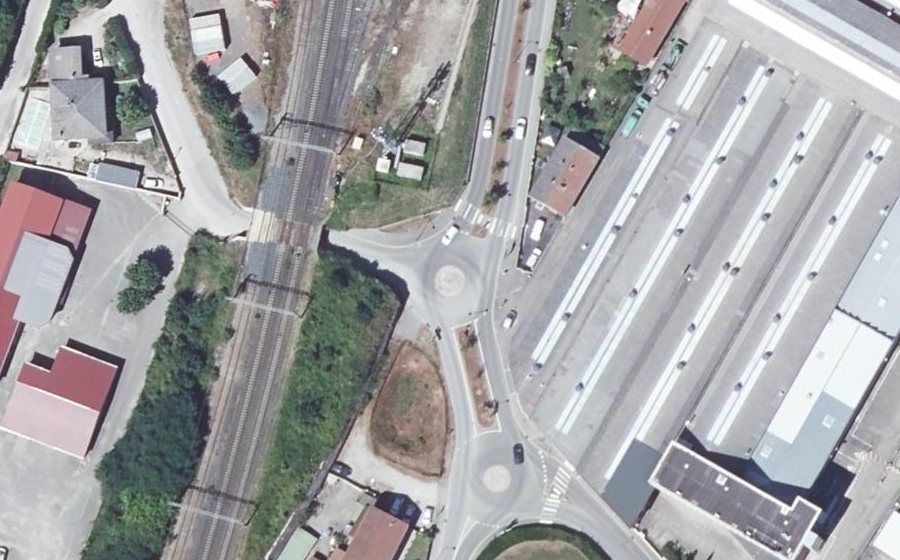 Vue aérienne du Rond-point anonyme n°1077109405