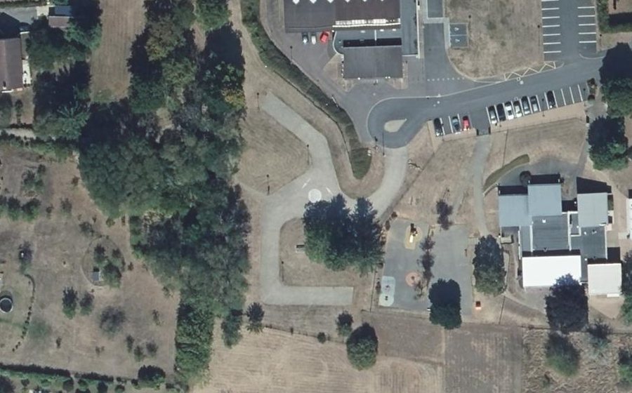 Vue aérienne du Mini-giratoire n°7711144340