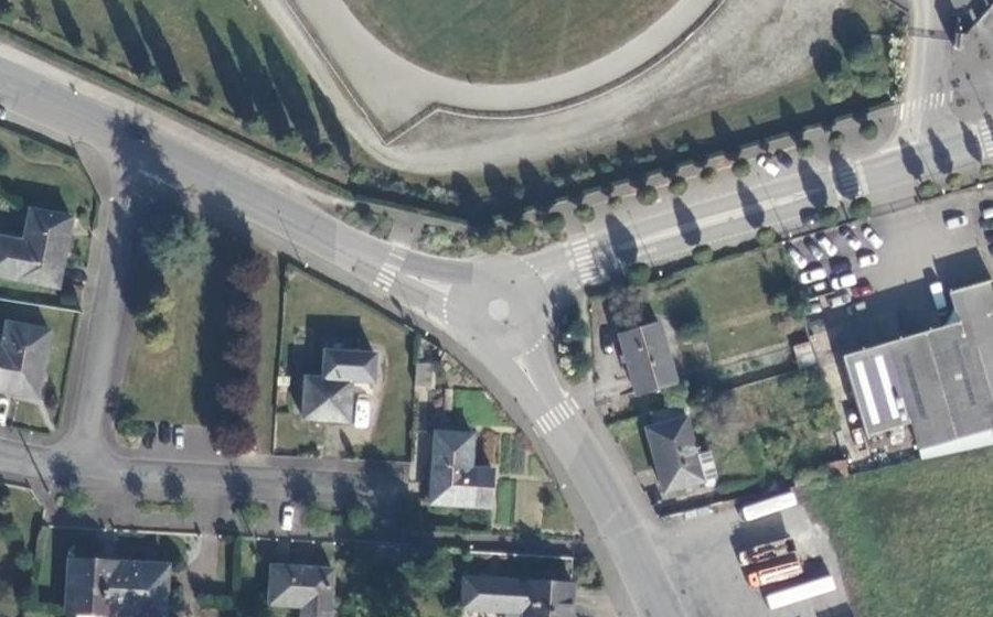 Vue aérienne du Mini-giratoire n°7923146677