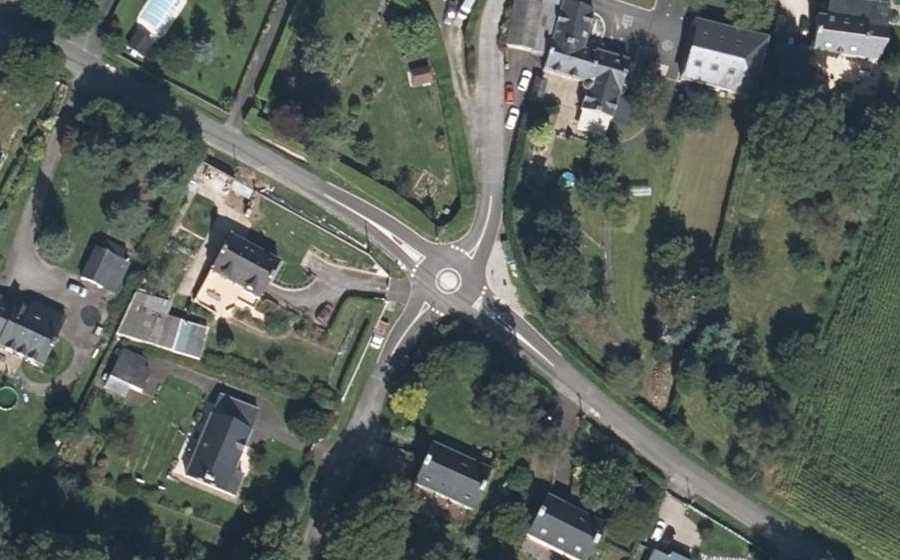 Vue aérienne du Mini-giratoire n°8086070494
