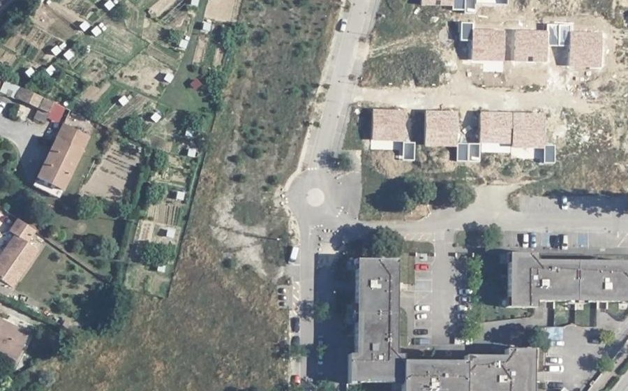 Vue aérienne du Mini-giratoire n°8108092849
