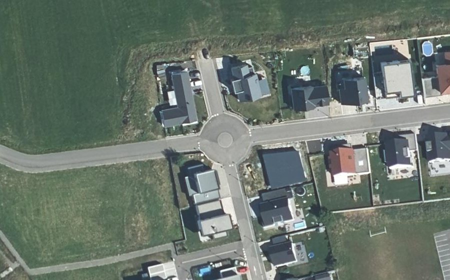 Vue aérienne du Mini-giratoire n°8233838280