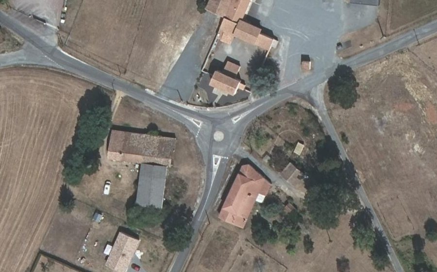 Vue aérienne du Mini-giratoire n°8240657137