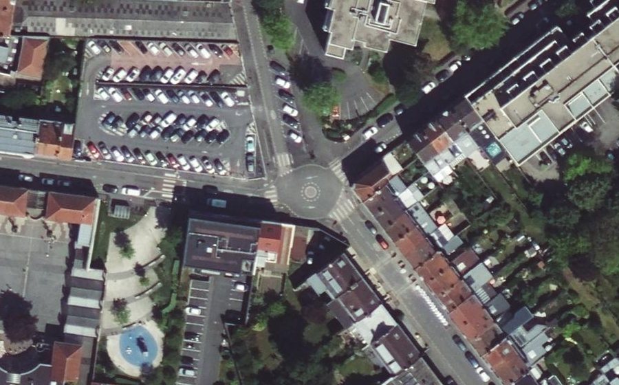 Vue aérienne du Mini-giratoire n°8342581116