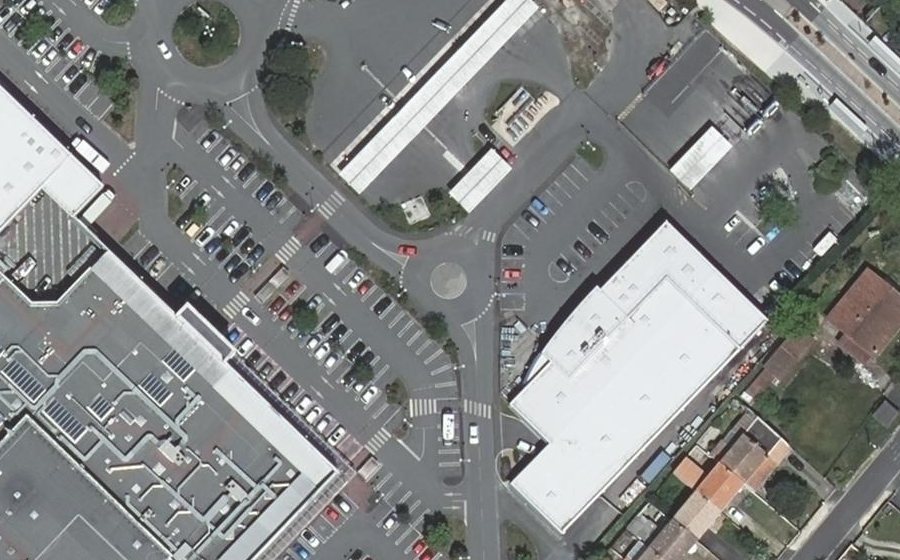 Vue aérienne du Mini-giratoire n°8387057239