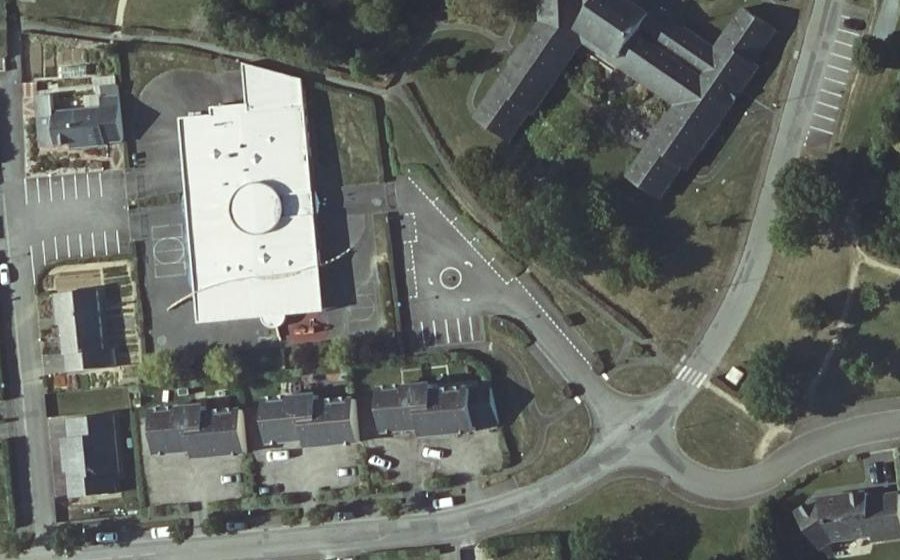 Vue aérienne du Rond-point anonyme n°1086509828