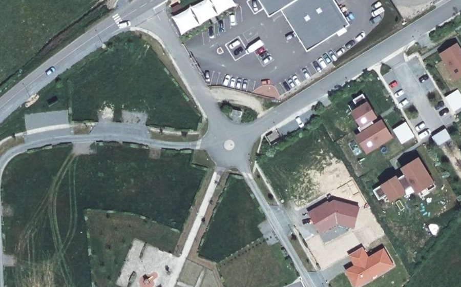 Vue aérienne du Mini-giratoire n°8666126581