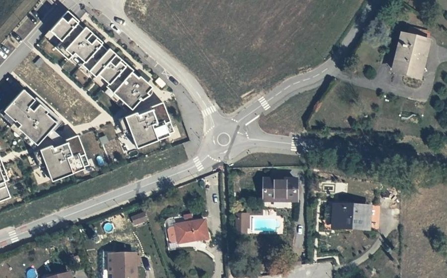 Vue aérienne du Mini-giratoire n°8807530448
