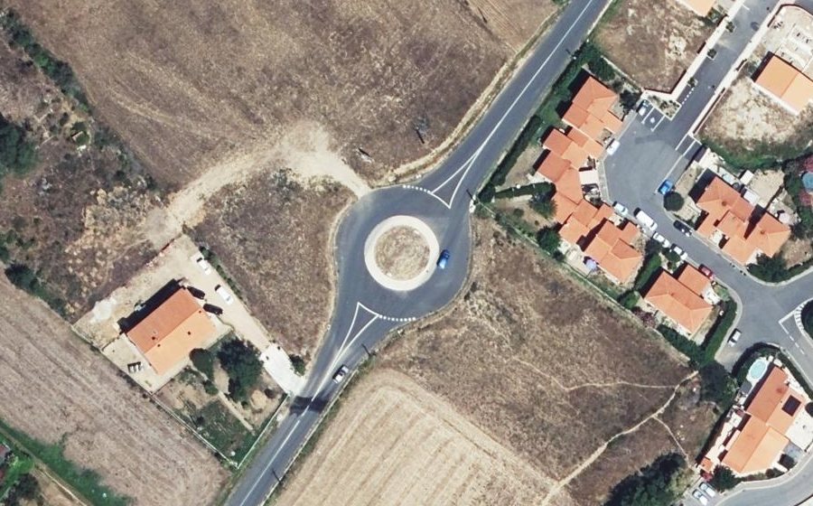 Vue aérienne du Rond-point anonyme n°1092050715