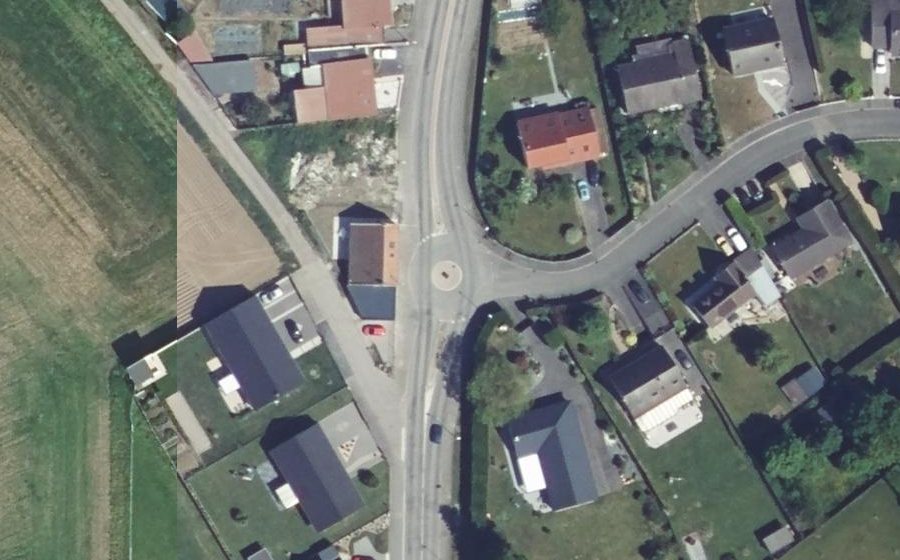 Vue aérienne du Rond-point anonyme n°109225721