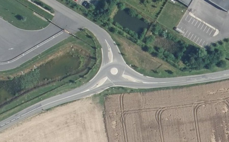 Vue aérienne du Mini-giratoire n°9395511316