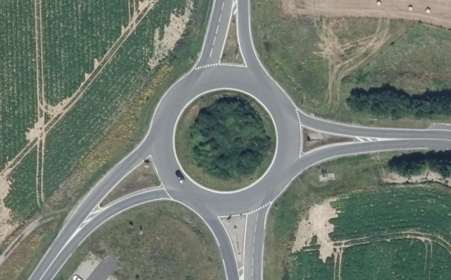 Vue aérienne du Rond-point anonyme n°10958268