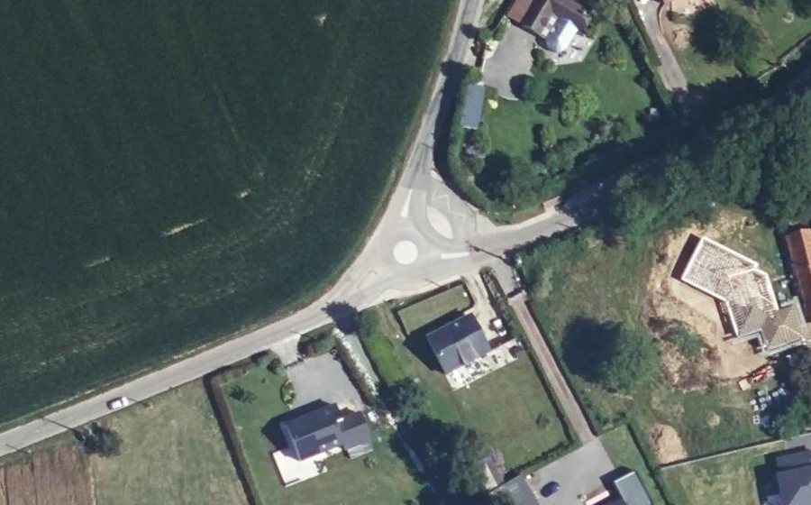 Vue aérienne du Mini-giratoire n°9633932436