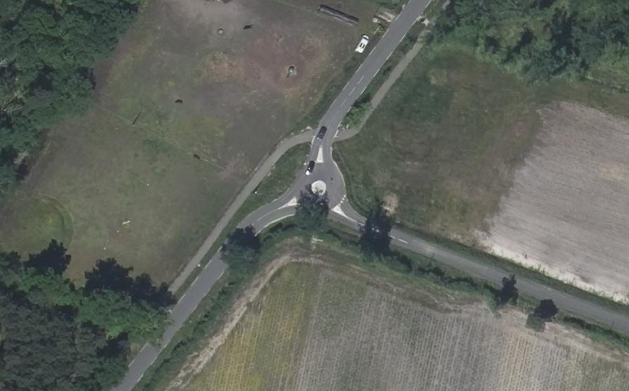 Vue aérienne du Mini-giratoire n°9677600187