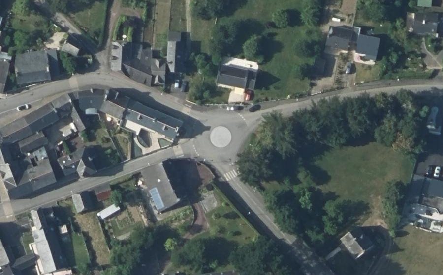 Vue aérienne du Rond-point anonyme n°1097997501