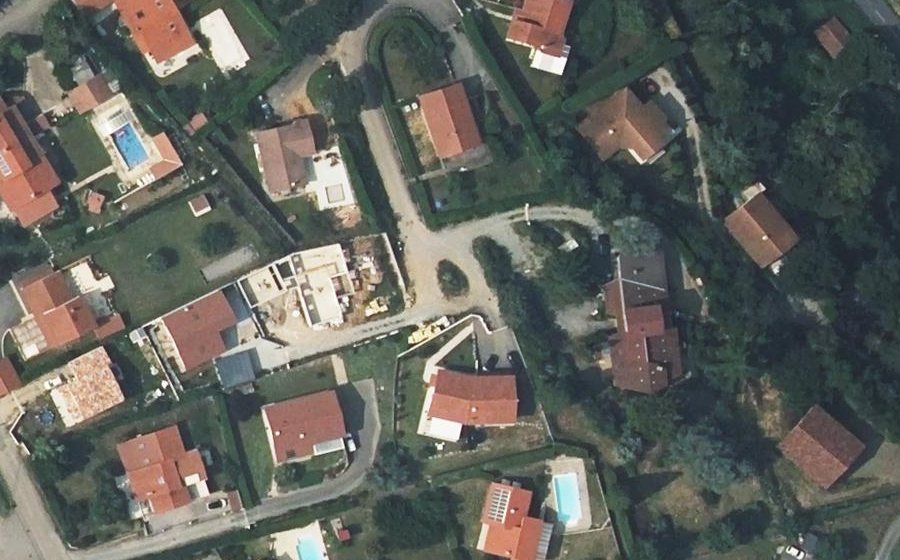 Vue aérienne du Mini-giratoire n°9897830148