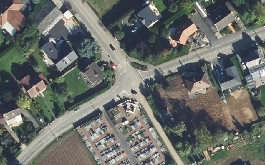 Vue aérienne du Rond-point anonyme n°1099484056
