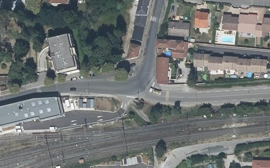 Vue aérienne du Mini-giratoire n°10063078848