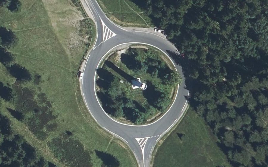 Vue aérienne du Rond-point anonyme n°11009193