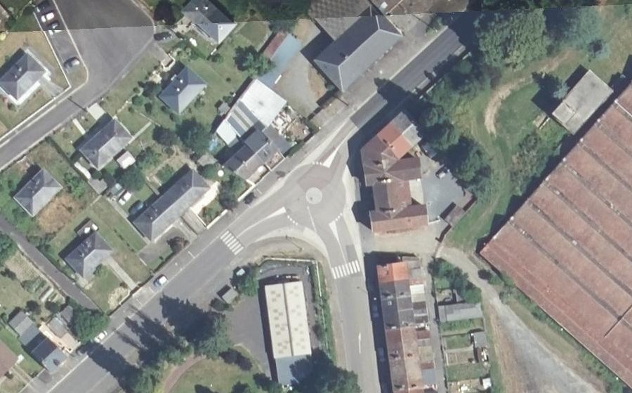Vue aérienne du Rond-point anonyme n°1101007209