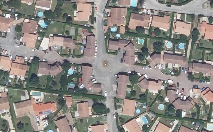 Vue aérienne du Rond-point anonyme n°11010583