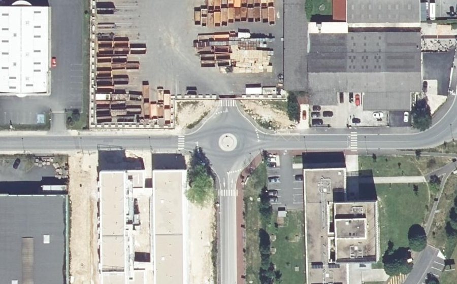Vue aérienne du Mini-giratoire n°10156858087