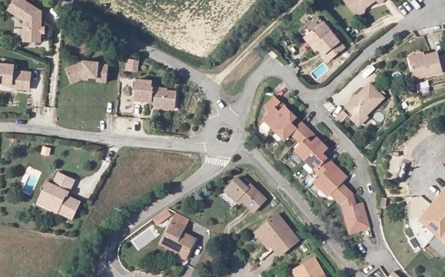Vue aérienne du Rond-point anonyme n°11027442