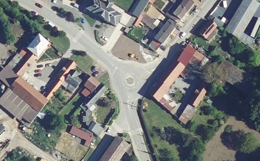 Vue aérienne du Rond-point anonyme n°1103531271