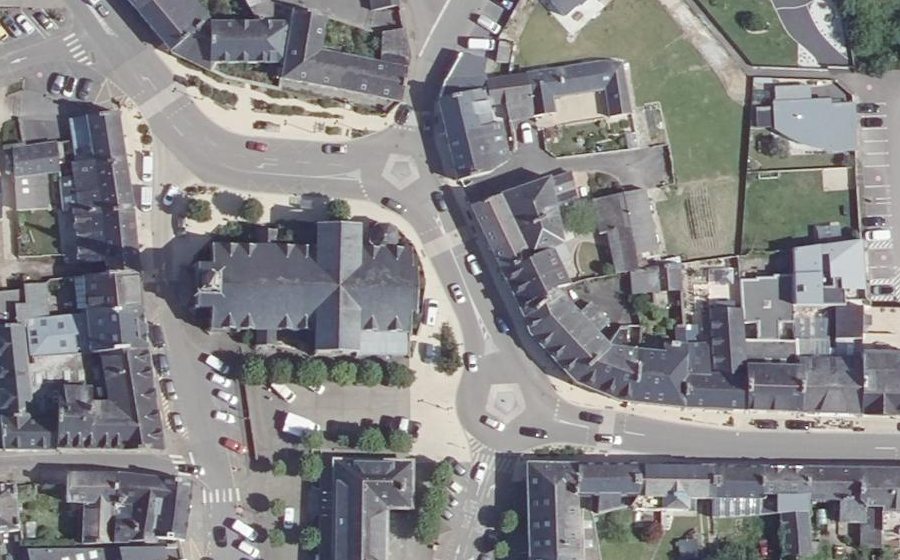 Vue aérienne du Rond-point anonyme n°1103962550