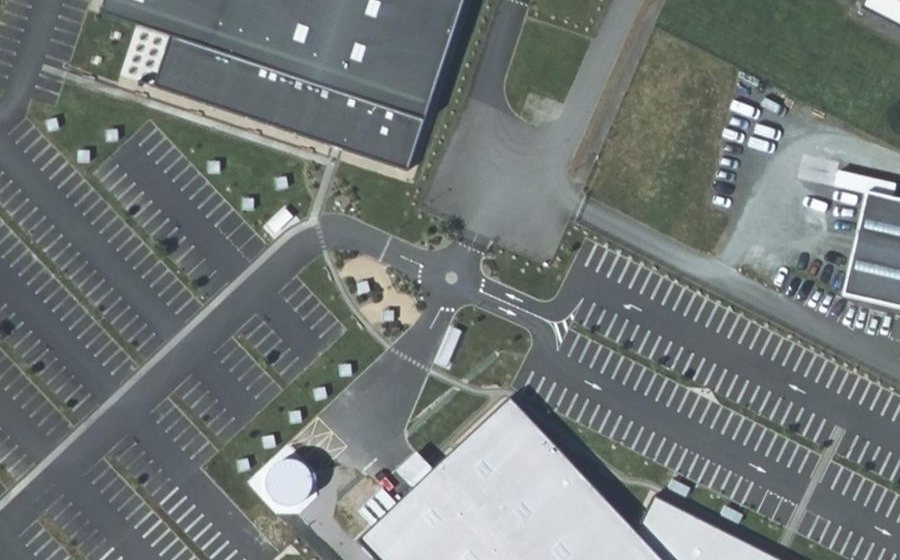 Vue aérienne du Mini-giratoire n°10561841320