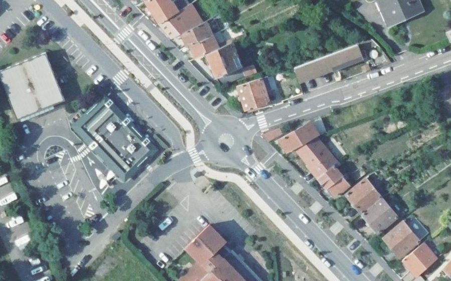 Vue aérienne du Mini-giratoire n°10689589019
