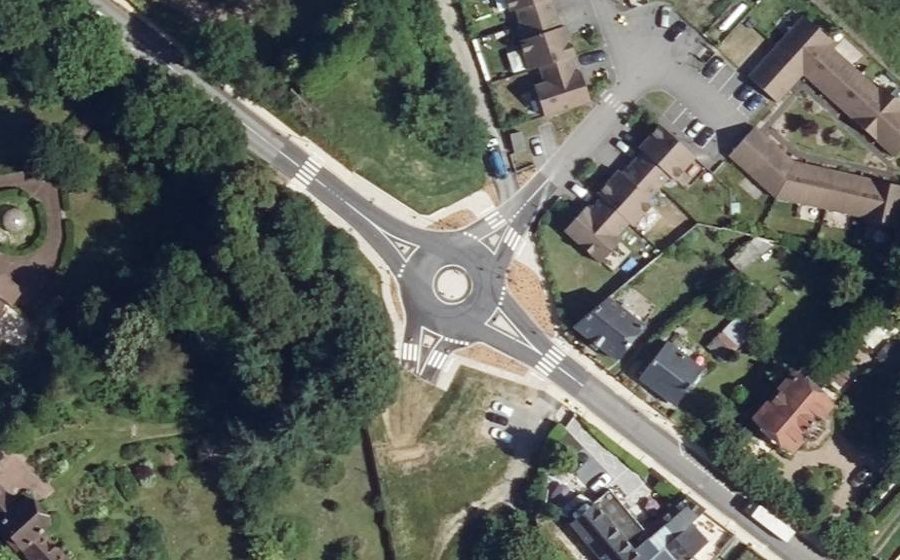 Vue aérienne du Mini-giratoire n°10742977230