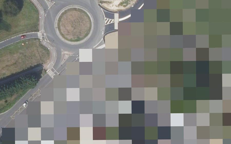 Vue aérienne du Rond-point anonyme n°1107545838